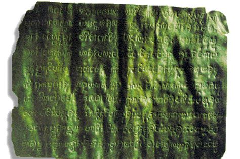  Laguna Copperplate Inscription Una Rara Espressione di Arte Sacra e Storia Antica!